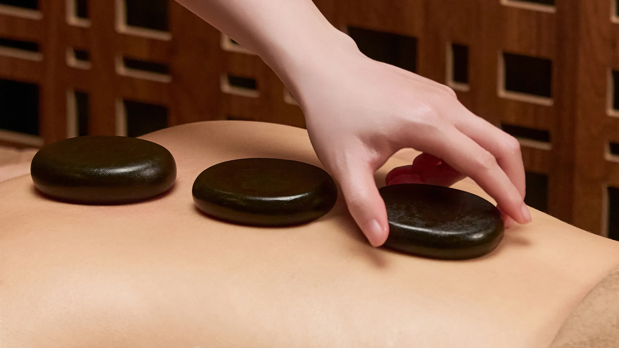 Aroma & Hot Stone Relax
